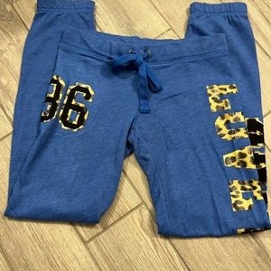 VS Pink small sweatpants, elastic ankle